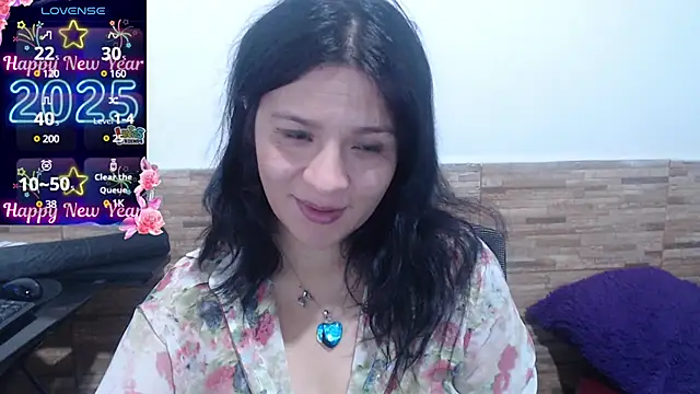 Snapshot of athenea_russo4 chatting on January 3, 2025, 4:33 am athenea russo4 online show from January 3, 2025, 4:33 am