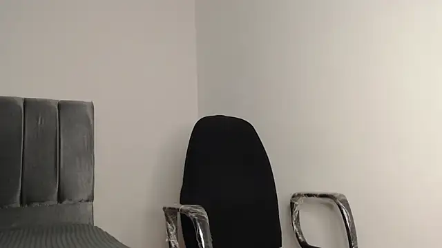 Snapshot of alex-lover chatting on October 8, 2025, 1:25 am alex-lover online show from October 8, 2025, 1:25 am