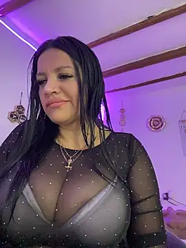 Snapshot of Milff_parkerrr chatting on February 12, 2026, 11:00 pm Milff parkerrr online show from February 12, 2026, 11:00 pm