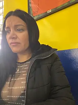 Snapshot of Milff_parkerrr chatting on March 27, 2026, 9:36 pm Milff parkerrr online show from March 27, 2026, 9:36 pm