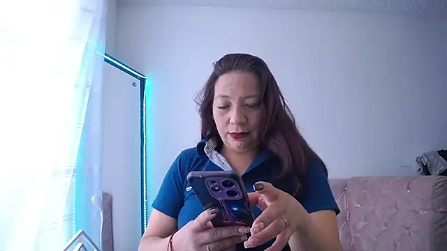 lorenalover24 online show from February 8, 2025, 4:57 pm