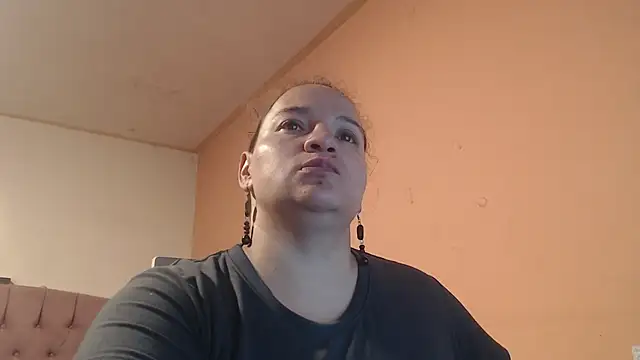 Miaabrownnn online show from February 18, 2025, 7:09 pm