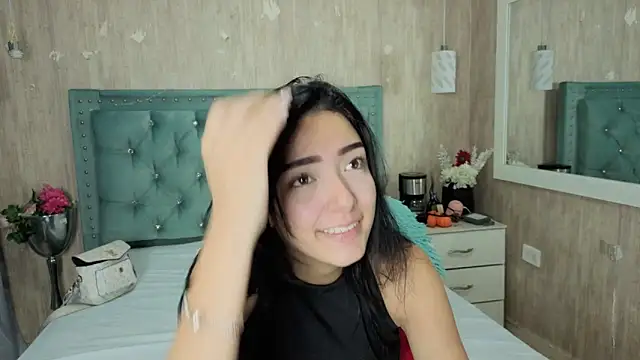 Marcelaa fox online show from June 19, 2026, 9:07 pm