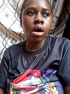 Snapshot of Sassy_boobs21 chatting on March 16, 2026, 5:24 am Sassy boobs21 online show from March 16, 2026, 5:24 am