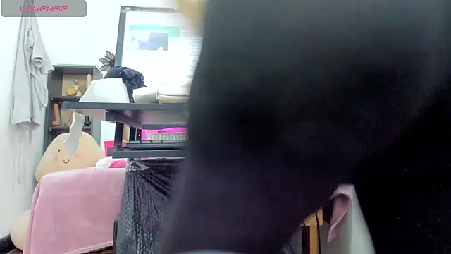 Snapshot of Dalia_20 chatting on March 15, 2025, 11:50 pm Dalia 20 online show from March 15, 2025, 11:50 pm