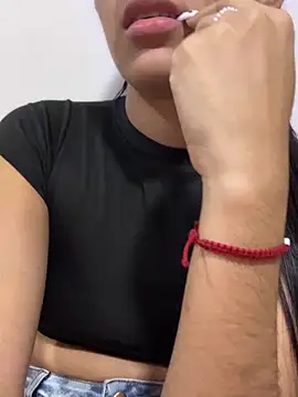 IsaValencia online show from October 13, 2025, 10:54 pm