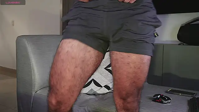 Snapshot of orion1993 chatting on October 25, 2025, 10:12 am orion1993 online show from October 25, 2025, 10:12 am