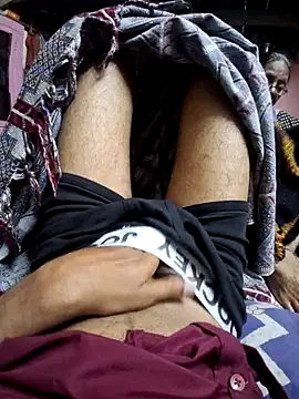 Snapshot of arppyyyxx chatting on April 14, 2026, 8:26 pm arppyyyxx online show from April 14, 2026, 8:26 pm