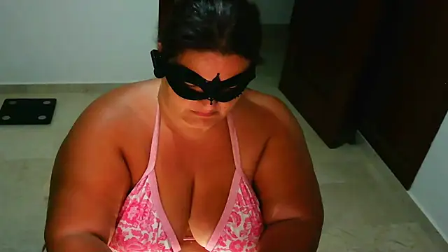 passionduo4 online show from July 4, 2026, 10:27 pm