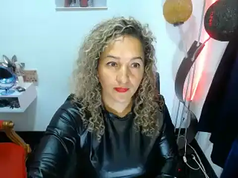 mature tammyjones online show from March 6, 2025, 3:45 pm