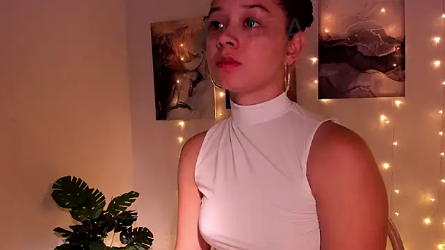   excitease online show from December 4, 2024, 5:44 pm