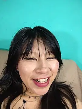 Giviper1 online show from August 6, 2026, 2:35 am