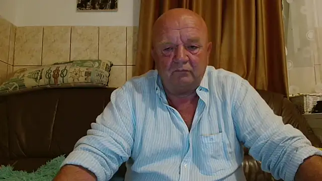 Snapshot of fullballs6 chatting on September 18, 2025, 1:51 am fullballs6 online show from September 18, 2025, 1:51 am