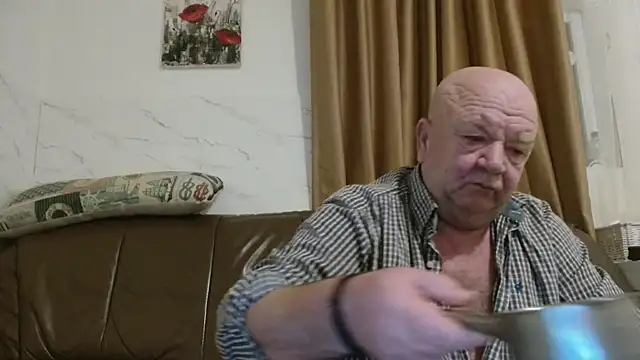 fullballs6 online show from February 3, 2026, 3:26 am