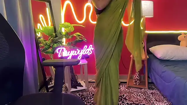 Snapshot of simrann_69 chatting on September 26, 2025, 10:58 pm simrann 69 online show from September 26, 2025, 10:58 pm