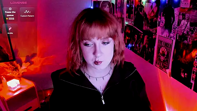 Rudy 02 online show from September 12, 2025, 9:37 pm