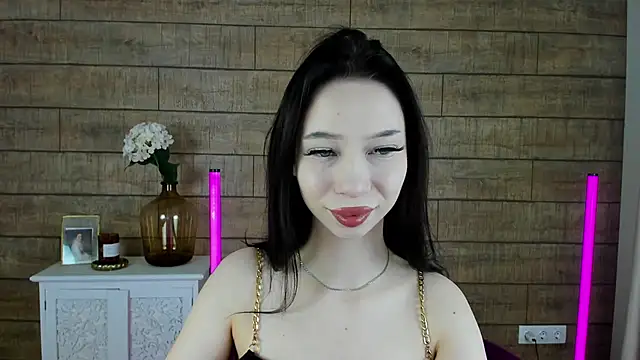MaliaLandre online show from March 14, 2025, 5:38 am