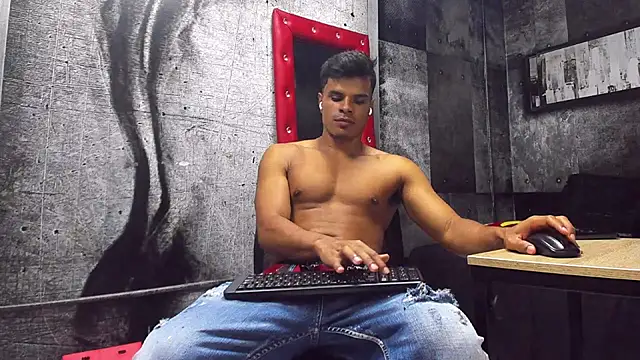 Snapshot of Derek_Lustfordx chatting on February 22, 2025, 11:13 am Derek Lustfordx online show from February 22, 2025, 11:13 am