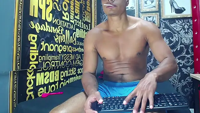 Snapshot of Derek_Lustfordx chatting on September 10, 2025, 11:21 am Derek Lustfordx online show from September 10, 2025, 11:21 am