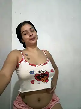 SaraMilan online show from July 12, 2026, 11:45 am