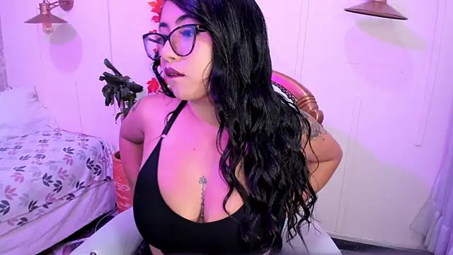 Sexy cristall  online show from December 10, 2024, 9:00 pm