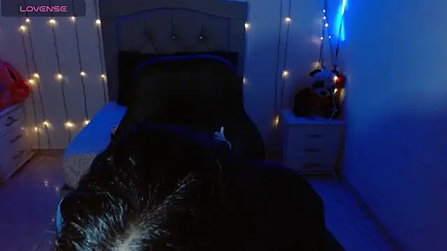 Snapshot of Alison_girl20 chatting on October 2, 2025, 8:27 pm Alison girl20 online show from October 2, 2025, 8:27 pm