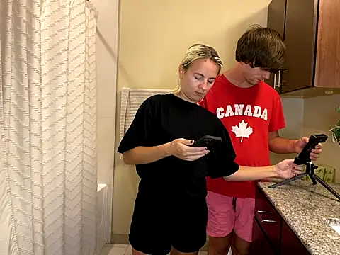 girlfriendmissy online show from September 24, 2025, 12:25 am