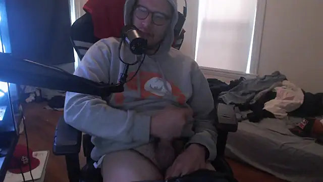 Snapshot of chicostick413 chatting on October 10, 2025, 2:16 pm chicostick413 online show from October 10, 2025, 2:16 pm