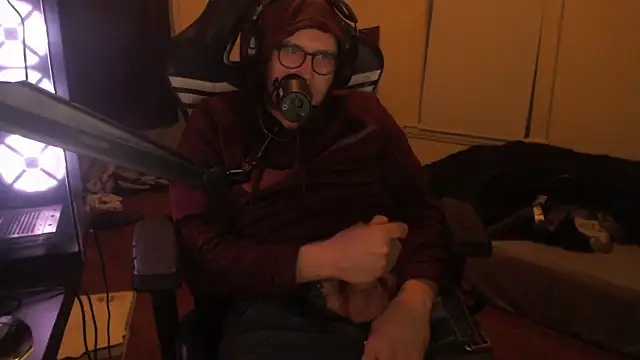 Snapshot of chicostick413 chatting on October 18, 2025, 4:26 am chicostick413 online show from October 18, 2025, 4:26 am