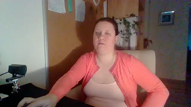 ReifeVenna online show from January 15, 2025, 4:21 pm