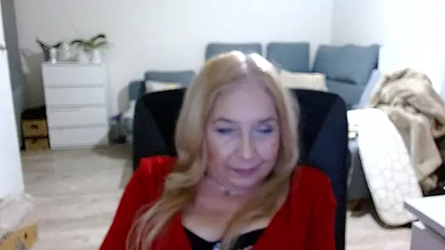 sofia xkiss online show from December 20, 2024, 2:38 pm