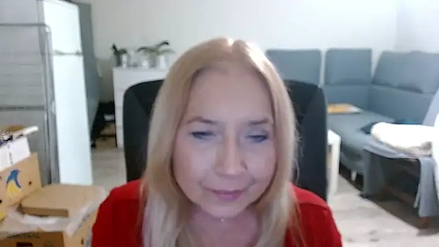 sofia xkiss online show from December 23, 2024, 10:53 am