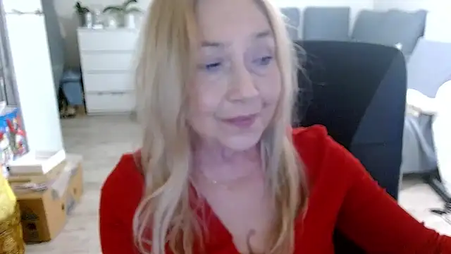 sofia xkiss online show from December 31, 2024, 11:09 am