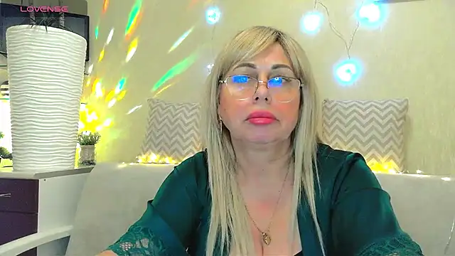 SusieNoreen online show from January 25, 2025, 10:51 am