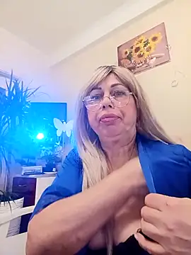 SusieNoreen online show from March 20, 2025, 1:35 am