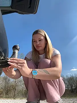 Snapshot of justmila chatting on March 16, 2026, 12:20 pm justmila online show from March 16, 2026, 12:20 pm