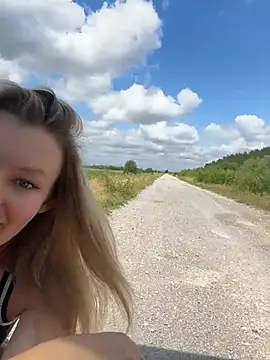 justmila online show from June 6, 2026, 11:37 am