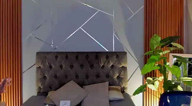 SofiaGomez420 online show from December 30, 2024, 2:31 am