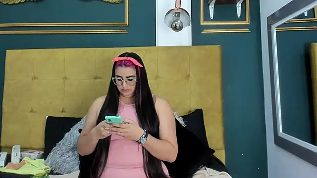 BellaPeers  online show from December 10, 2024, 2:39 pm