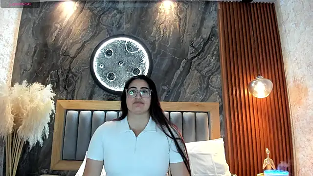 BellaPeers  online show from May 12, 2026, 10:45 am