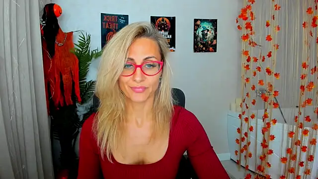 MuseOfStage online show from October 23, 2025, 11:42 am