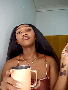 Snapshot of Shria107 chatting on September 24, 2025, 11:08 pm Shria107 online show from September 24, 2025, 11:08 pm