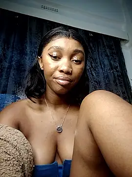 Shria107 online show from November 22, 2025, 3:27 am