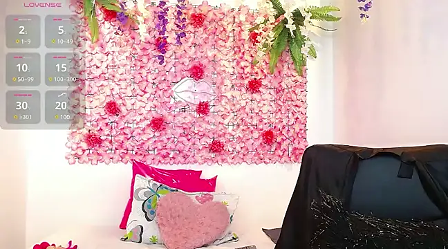 BLONDE SEXYHOT online show from January 11, 2025, 7:59 pm