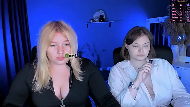 Snapshot of juli_kisss chatting on September 21, 2025, 7:04 pm juli kisss online show from September 21, 2025, 7:04 pm