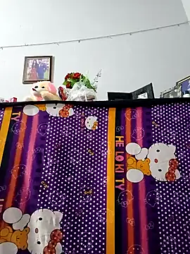 catreena online show from December 6, 2024, 7:01 pm