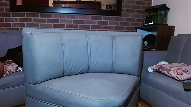 MaximoTorricelli online show from September 17, 2025, 10:33 pm