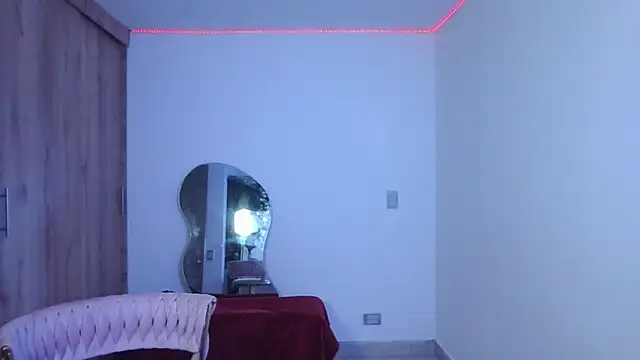 Snapshot of abril_ricci chatting on September 26, 2025, 4:05 am abril ricci online show from September 26, 2025, 4:05 am