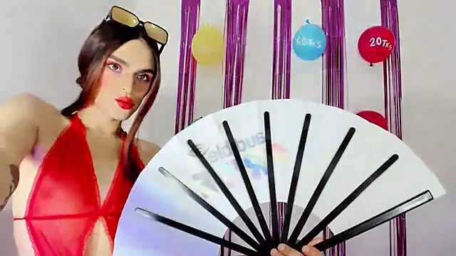 Snapshot of TatiGil chatting on September 30, 2025, 8:36 pm TatiGil online show from September 30, 2025, 8:36 pm