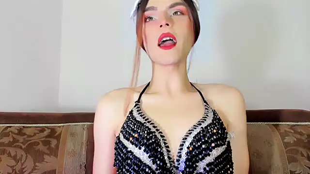 Snapshot of TatiGil chatting on October 9, 2025, 11:58 pm TatiGil online show from October 9, 2025, 11:58 pm